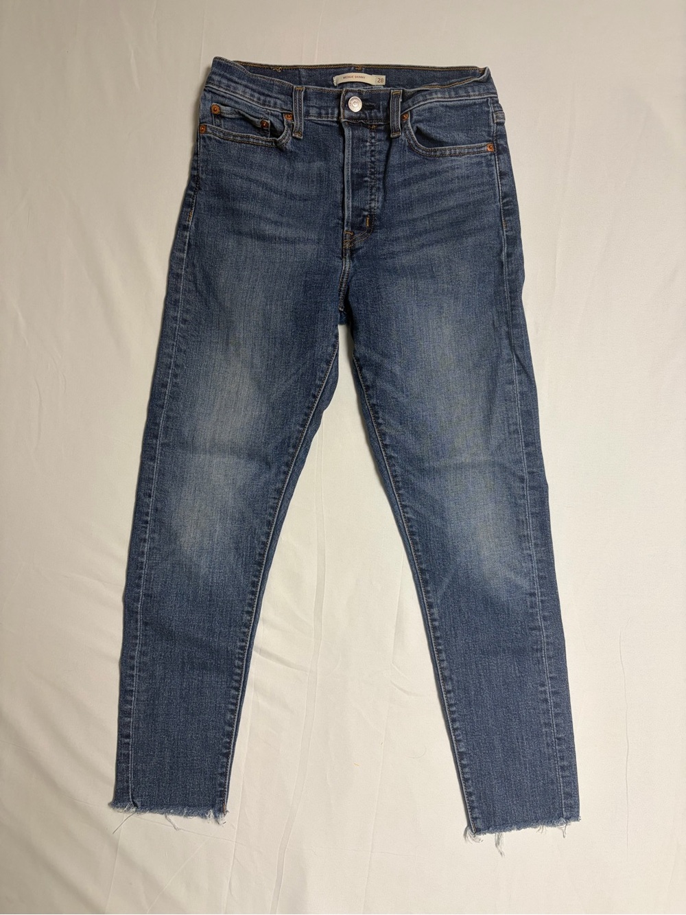 Levi's Women's Skinny Jeans - Blue Wash with Frayed Hems